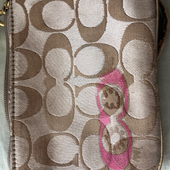 Coach lot - Picture 5 of 12